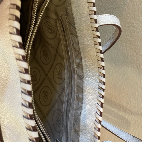 Brighton Ferrara Collection Gabriella medallion medium handbag - Picture 8 of 10